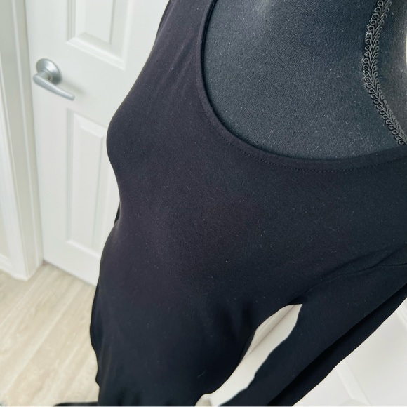 🐦⬛ Forever 21 Black Long Sleeved Bodycon Zippered Back Dress Size Small - Picture 4 of 6